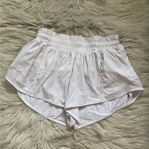 White lululemon shorts